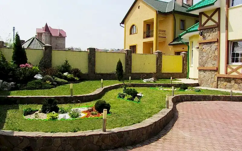 Ландшафтный дизайн участка 10 соток